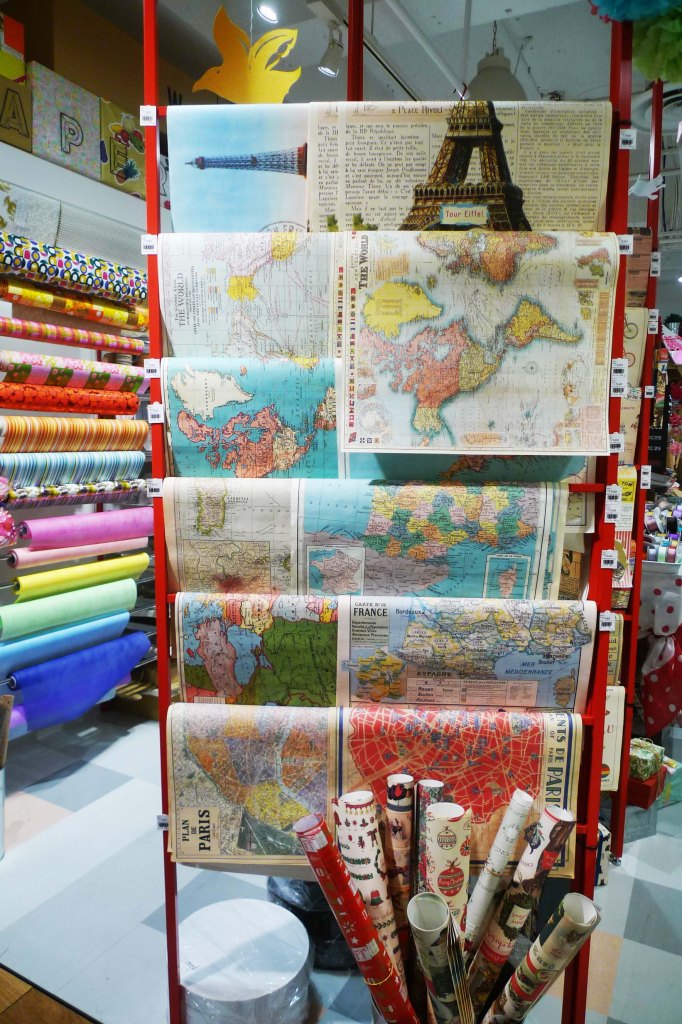 Wrapple at Parco Part 1 shopping mall: find some nice wraping paper for bookbinding.